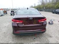 Photo 17 of 18 — 2016 Kia Optima
