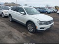 2018 Volkswagen Tiguan — photo 1 of 16 | VIN 3VV2B7AX7JM178415
