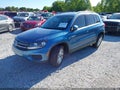 2017 Volkswagen Tiguan — photo 2 of 17 | VIN WVGSV7AX7HK035063