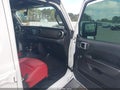 2019 Jeep Wrangler Unlimited — photo 5 of 15 | VIN 1C4HJXDG2KW613155