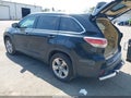 Photo 3 of 16 — 2014 Toyota Highlander