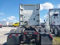 2020 International LT — photo 17 of 19 | VIN 3HSDZAPR8LN393802