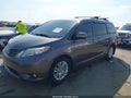 Photo 2 of 17 — 2012 Toyota Sienna