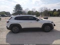 2023 Mazda CX-50 — photo 13 of 16 | VIN 7MMVABCM5PN145674