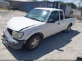 Photo 2 of 11 — 2000 Toyota Tacoma
