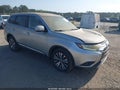 Photo 1 of 16 — 2019 Mitsubishi Outlander