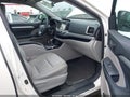 Photo 5 of 17 — 2016 Toyota Highlander