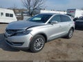Photo 2 of 16 — 2018 Lincoln MKX