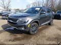 Photo 2 of 11 — 2023 Kia Seltos