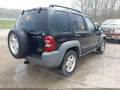 Photo 4 of 11 — 2005 Jeep Liberty