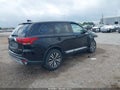 Photo 4 of 19 — 2019 Mitsubishi Outlander