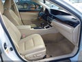 Photo 5 of 16 — 2013 Lexus ES 300h