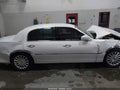 Photo 14 of 17 — 2003 Lincoln Town Car