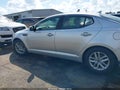 Photo 13 of 16 — 2011 Kia Optima
