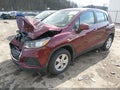Photo 2 of 16 — 2017 Chevrolet Trax