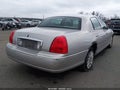 Photo 4 of 12 — 2006 Lincoln Town Car
