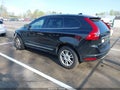 2016 Volvo XC60 — photo 3 of 16 | VIN YV4612RK1G2801152