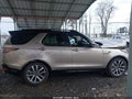 Photo 13 of 18 — 2024 Land Rover Discovery