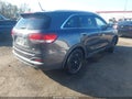Photo 4 of 15 — 2017 Kia Sorento