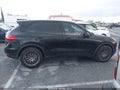 Photo 13 of 18 — 2012 Porsche Cayenne