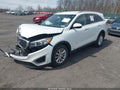 2017 Kia Sorento — photo 2 of 16 | VIN 5XYPGDA33HG227506