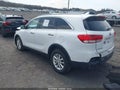 2017 Kia Sorento — photo 3 of 16 | VIN 5XYPGDA33HG227506
