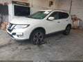 2017 Nissan Rogue — photo 2 of 17 | VIN JN8AT2MV1HW264032