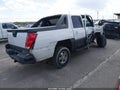 Photo 4 of 15 — 2002 Chevrolet Avalanche