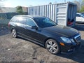 2011 Mercedes-Benz E-Class — photo 1 of 16 | VIN WDDHH8HB8BA256146
