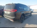 Photo 4 of 13 — 2023 Chrysler Pacifica