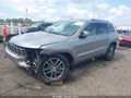 Photo 2 of 16 — 2017 Jeep Grand Cherokee