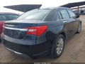 Photo 4 of 11 — 2014 Chrysler 200