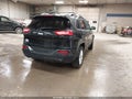 Photo 4 of 17 — 2015 Jeep Cherokee