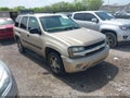 2004 Chevrolet Trailblazer — photo 1 of 11 | VIN 1GNDT13S642226766