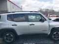 Photo 14 of 19 — 2017 Jeep Renegade