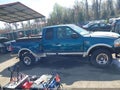 2001 Ford F-150 — photo 13 of 20 | VIN 2FTRX08L11CA06269