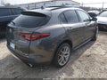Photo 4 of 17 — 2018 Alfa Romeo Stelvio