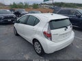 Photo 3 of 16 — 2013 Toyota Prius C