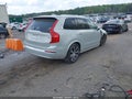 Photo 4 of 17 — 2022 Volvo XC90