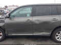 Photo 14 of 16 — 2012 Toyota Highlander