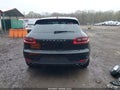 Photo 17 of 17 — 2015 Porsche Macan