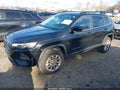 Photo 2 of 17 — 2022 Jeep Cherokee