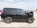 Photo 13 of 16 — 2011 Lexus GX 460