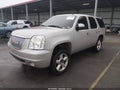 2009 GMC Yukon — photo 2 of 19 | VIN 1GKFK33019R175551