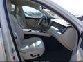 Photo 5 of 16 — 2018 Volvo XC60