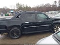 Photo 13 of 16 — 2013 Chevrolet Avalanche