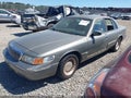 Photo 2 of 13 — 2001 Mercury Grand Marquis