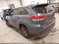 Photo 3 of 17 — 2017 Toyota Highlander