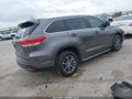 Photo 4 of 16 — 2017 Toyota Highlander