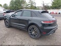 Photo 3 of 17 — 2022 Porsche Macan